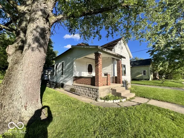 207 S Black ST, Alexandria, IN 46001