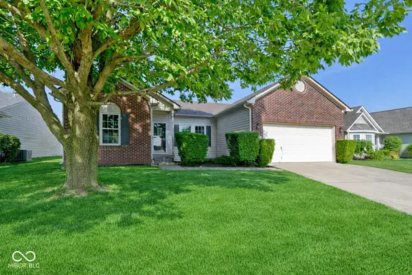 8778 N Deer Crossing BLVD, Mccordsville, IN 46055