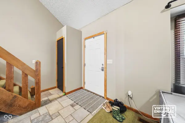 825 W Krislynn Woods AVE, West Terre Haute, IN 47885