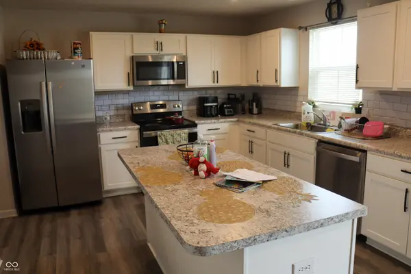 145 N Fairfield DR, Danville, IN 46122