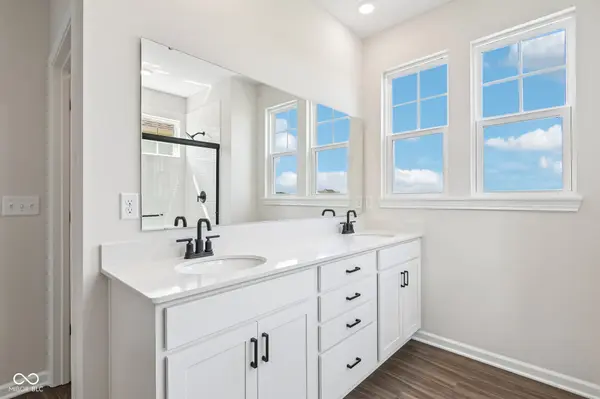 15709 Showdown RD, Noblesville, IN 46060