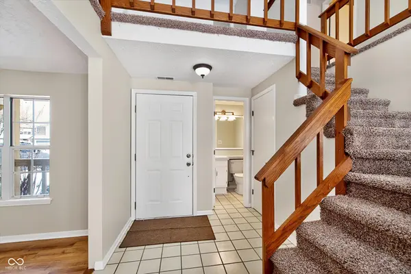 4775 Stansbury LN, Indianapolis, IN 46254
