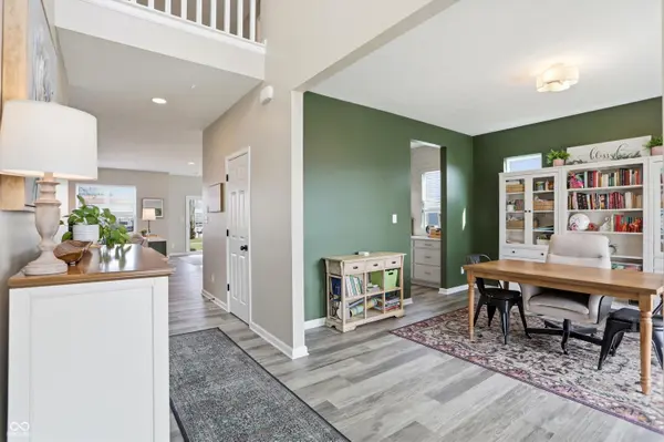 10702 Oak Bend BLVD, Indianapolis, IN 46239