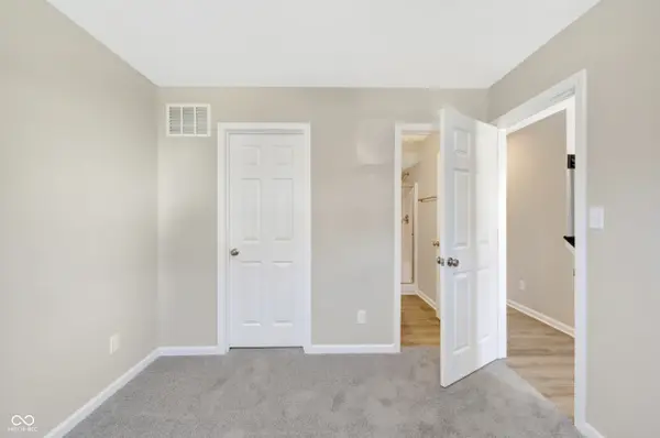 4482 Yellowwood AVE, Brownsburg, IN 46112