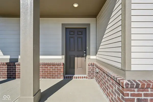 2736 Evergreen AVE, Plainfield, IN 46168