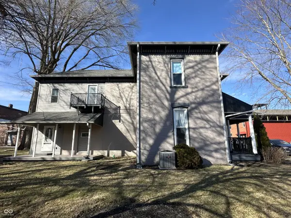 102 N Meridian ST, Roachdale, IN 46172