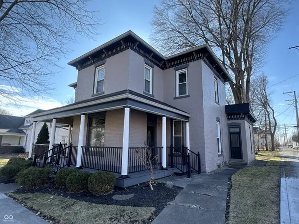 102 N Meridian ST, Roachdale, IN 46172