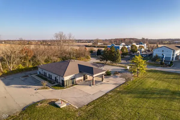 2220 E 59th ST, Anderson, IN 46013