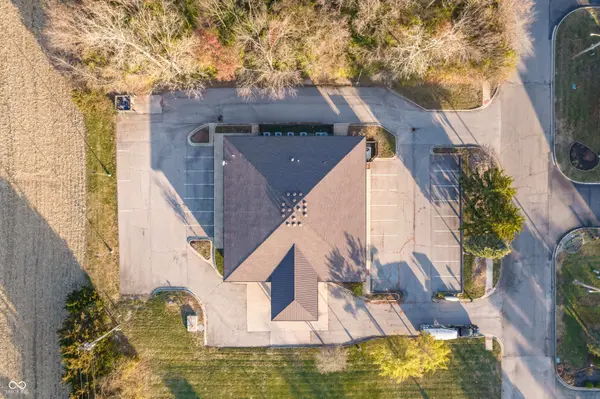 2220 E 59th ST, Anderson, IN 46013