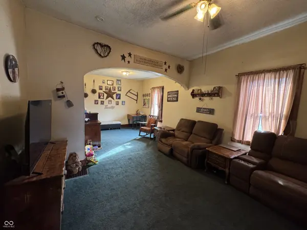 7120 W Us Highway 52, Arlington, IN 46104