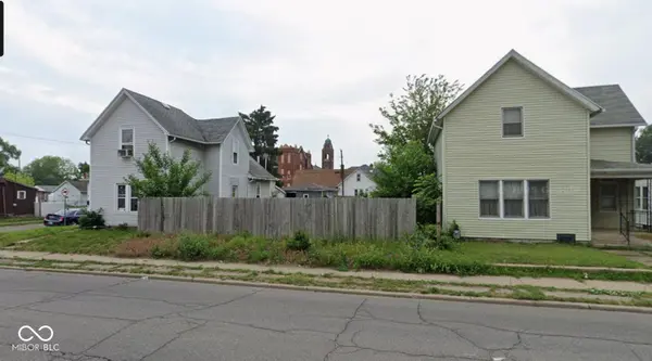 1219 W Sample ST, South Bend, IN 46619