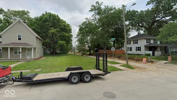 1726 Leer ST, South Bend, IN 46613