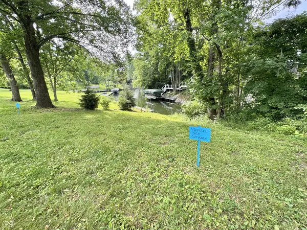 36/37 Mill SPGS, Coatesville, IN 46121