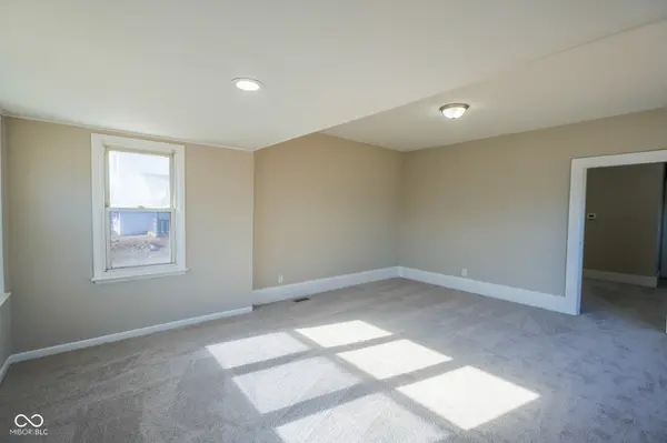 516 W 4th ST, Anderson, IN 46016