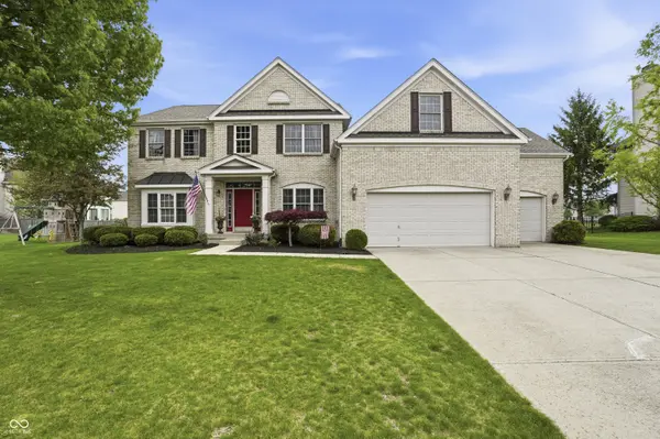 3713 Weather Stone XING, Zionsville, IN 46077