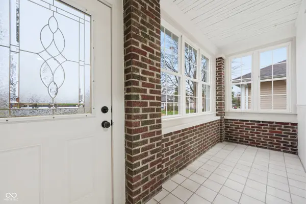 106 S 3rd AVE, Beech Grove, IN 46107