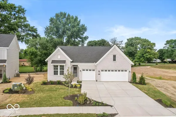 9570 Hemingway DR, Indianapolis, IN 46239