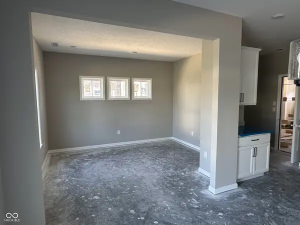 7164 Maidstone CV, Mccordsville, IN 46055