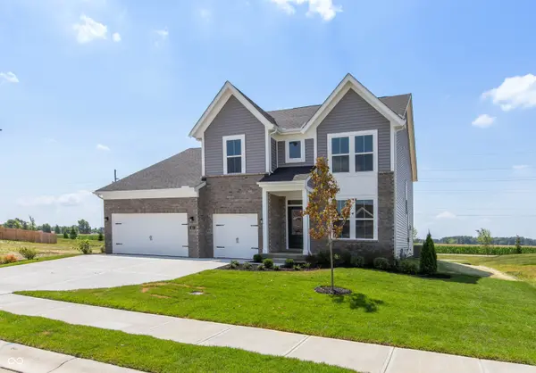 615 Firefly CT, Greenfield, IN 46140