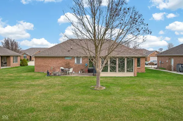 5147 E Hyde CT, Columbus, IN 47203