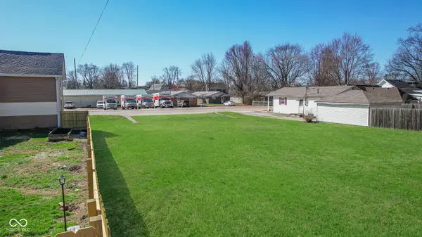 443-445 E Michigan ST, Fortville, IN 46040