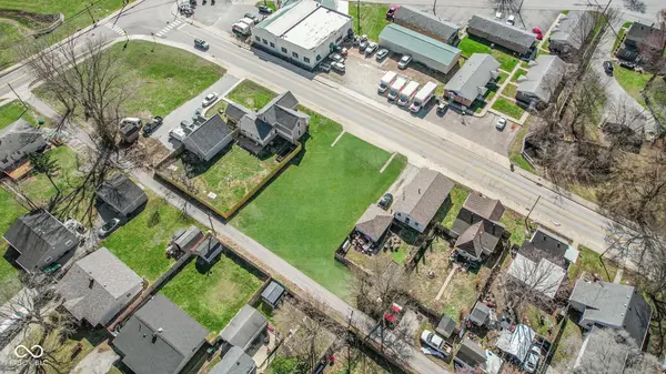 443-445 E Michigan ST, Fortville, IN 46040