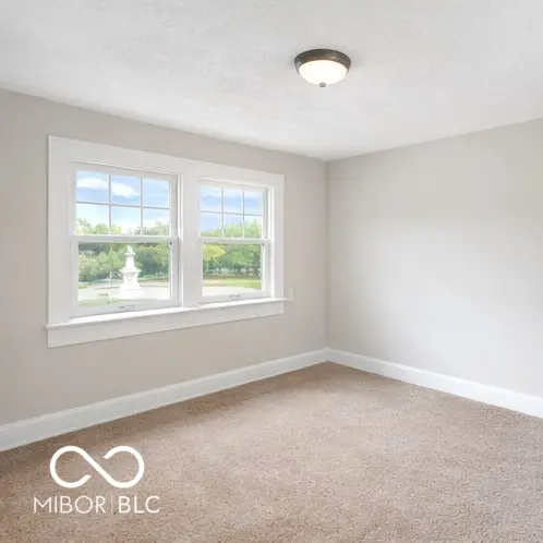 725 Woodruff Place Middle DR, Indianapolis, IN 46201