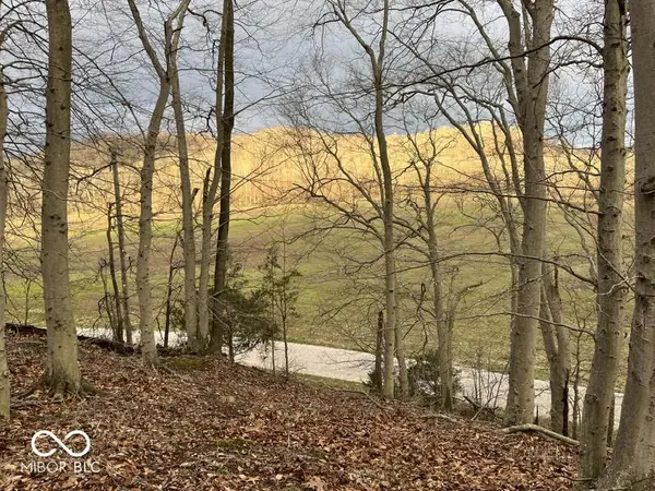 0 Fields RD, Vallonia, IN 47281