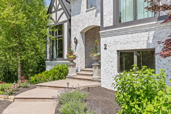 2 Woodard BLF, Zionsville, IN 46077