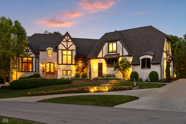 2 Woodard BLF, Zionsville, IN 46077