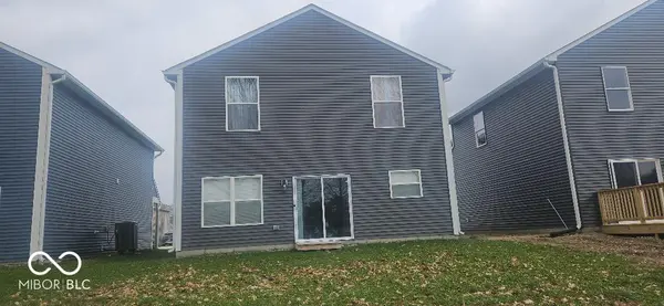 1090 Tomahawk PL, Martinsville, IN 46151