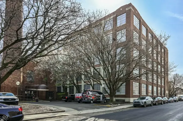 611 N Park AVE #208, Indianapolis, IN 46204
