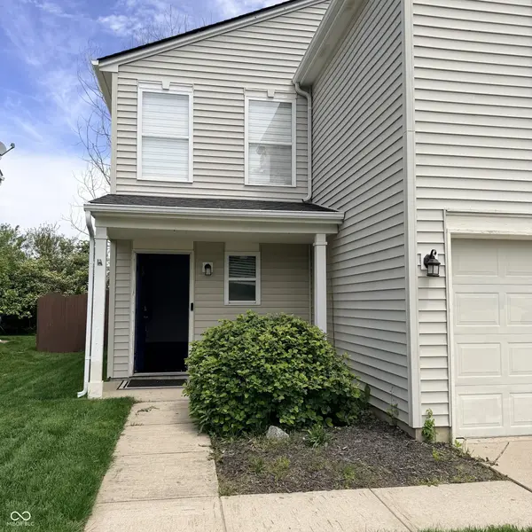 8392 S Paddleboat LN, Pendleton, IN 46064