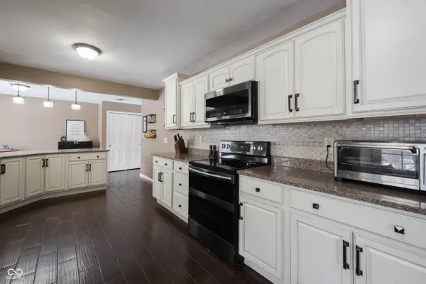 8720 Ellington DR, Indianapolis, IN 46234