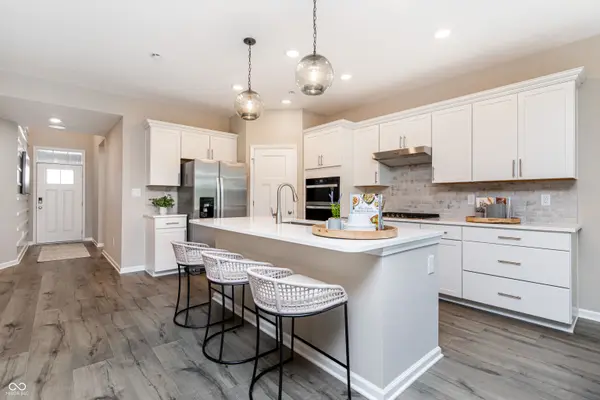 7591 Catfish DR, Noblesville, IN 46062