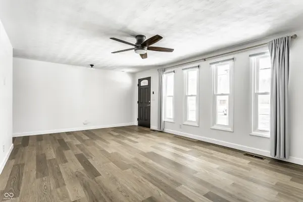 6709 Jackson ST, Anderson, IN 46013