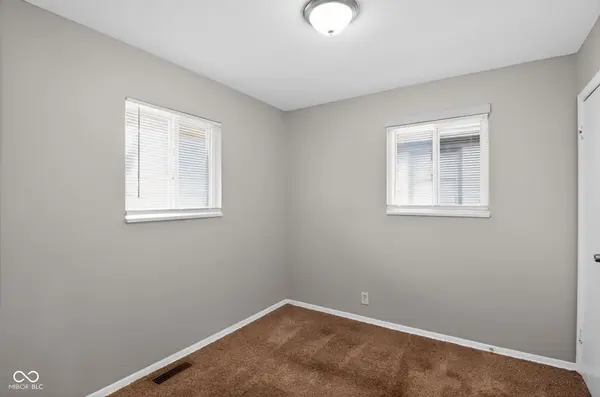 4184 N Grand AVE, Indianapolis, IN 46226