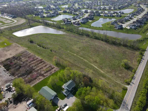 18601 Grassy Branch RD, Westfield, IN 46074
