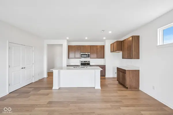 2190 Aviary LN, Danville, IN 46122