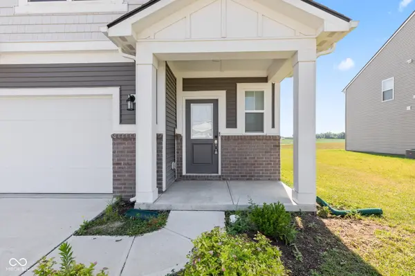 269 Switchgrass LN, New Whiteland, IN 46184
