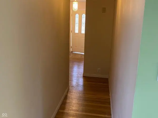 8065 Hoover LN, Indianapolis, IN 46260