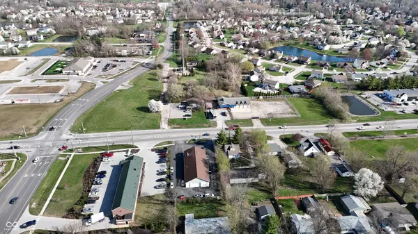 4978 W Smith Valley RD, Greenwood, IN 46142