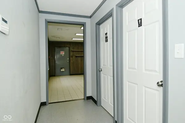 4978 W Smith Valley RD, Greenwood, IN 46142