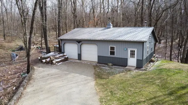 111 W Everton RD, Connersville, IN 47331
