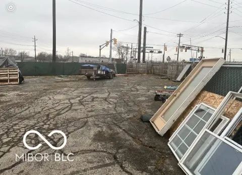 3723 Massachusetts AVE, Indianapolis, IN 46218