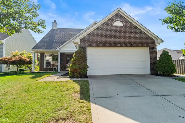 7464 Jenison DR, Indianapolis, IN 46217