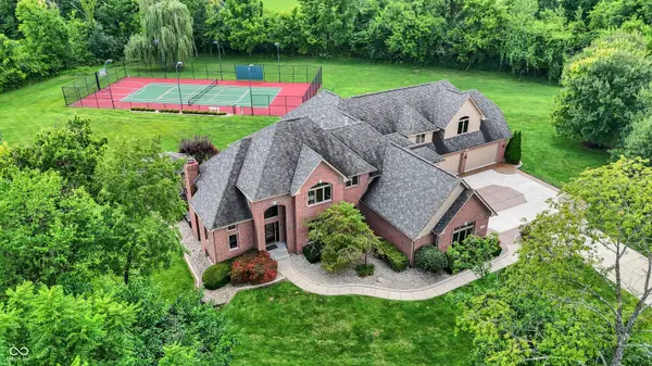 4261 W Stones Crossing RD, Greenwood, IN 46143