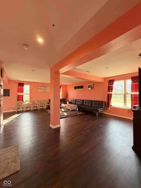 2597 Sheek RD, Greenwood, IN 46143