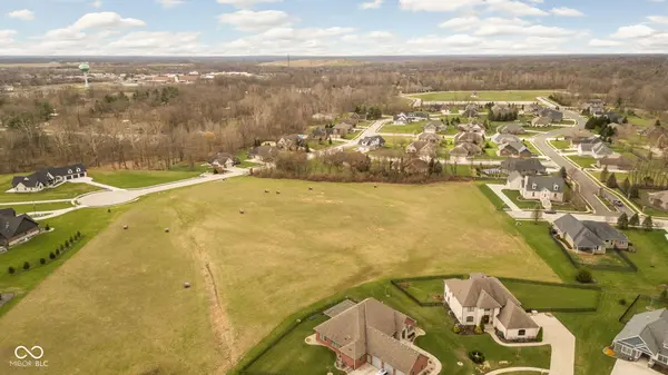1548 Tottenham DR, Danville, IN 46122