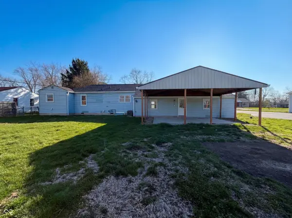 1062 Rita DR, Greenwood, IN 46143